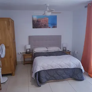 Estudio Nuevo Con Baño, Cocina Y Gran Terraza Apartamento